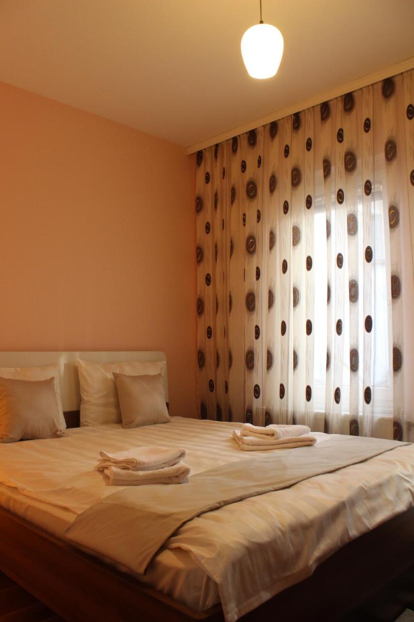 Hana Apartments Prishtina Pristina Exteriör bild