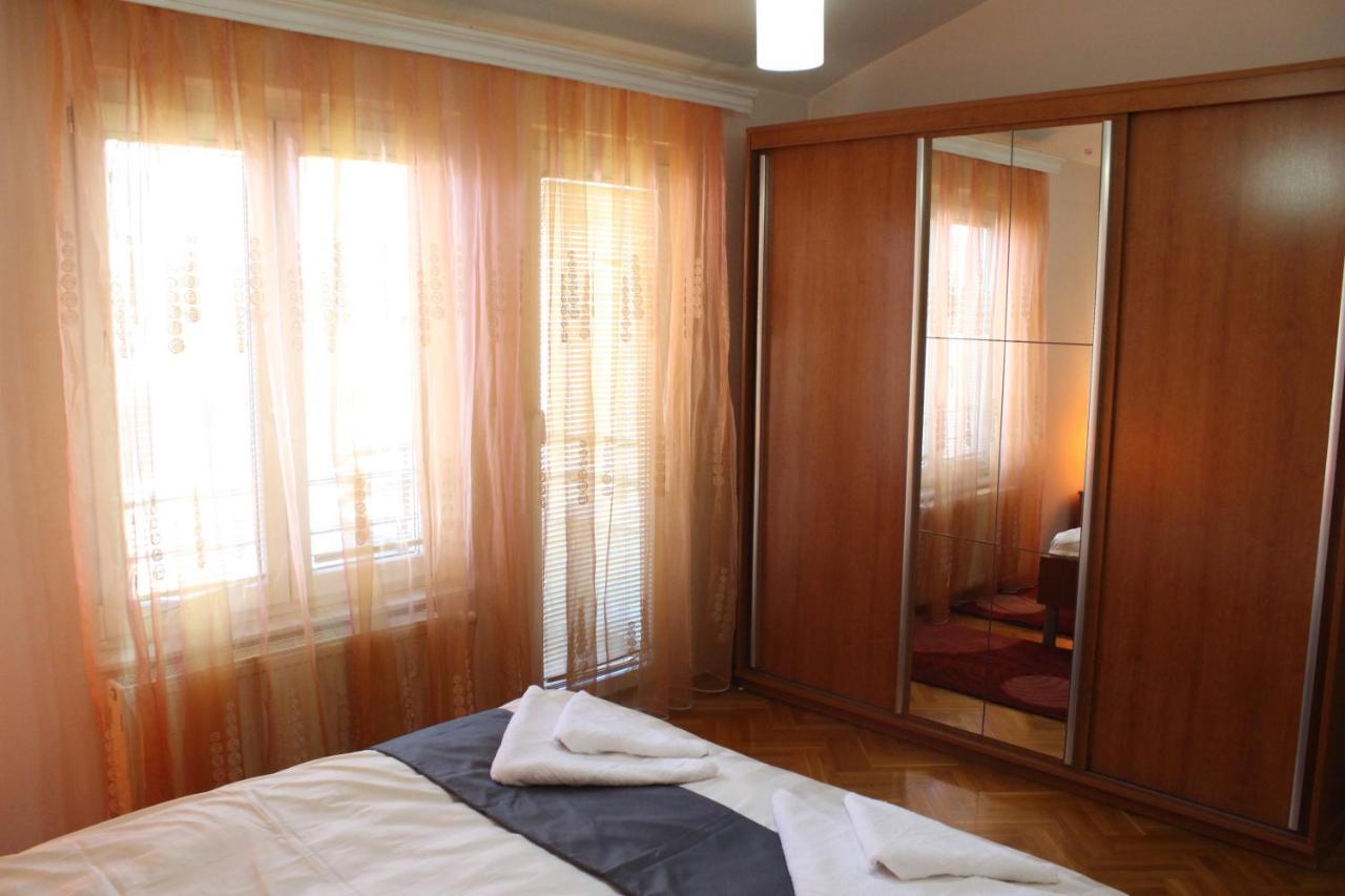 Hana Apartments Prishtina Pristina Exteriör bild