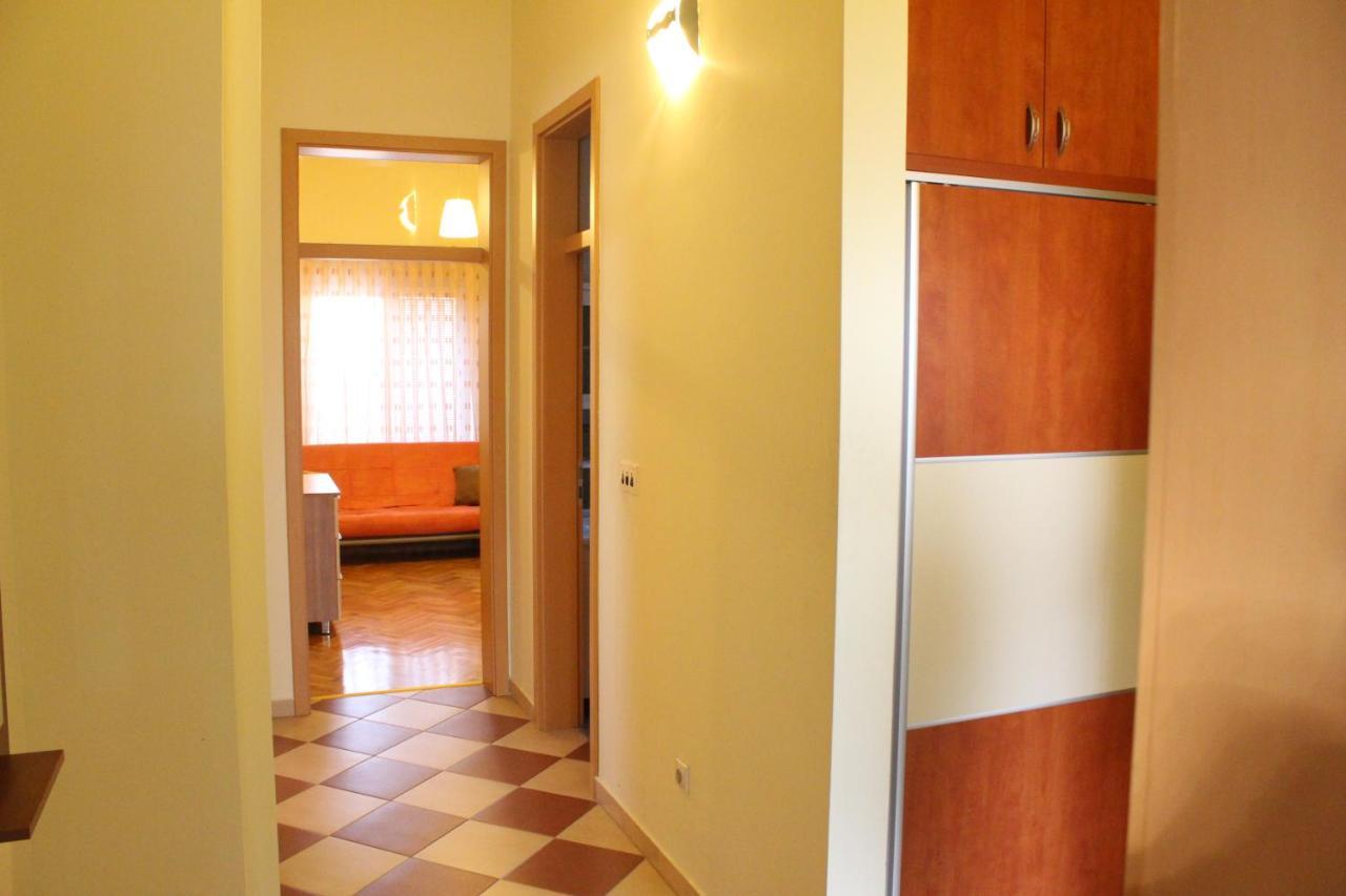 Hana Apartments Prishtina Pristina Exteriör bild