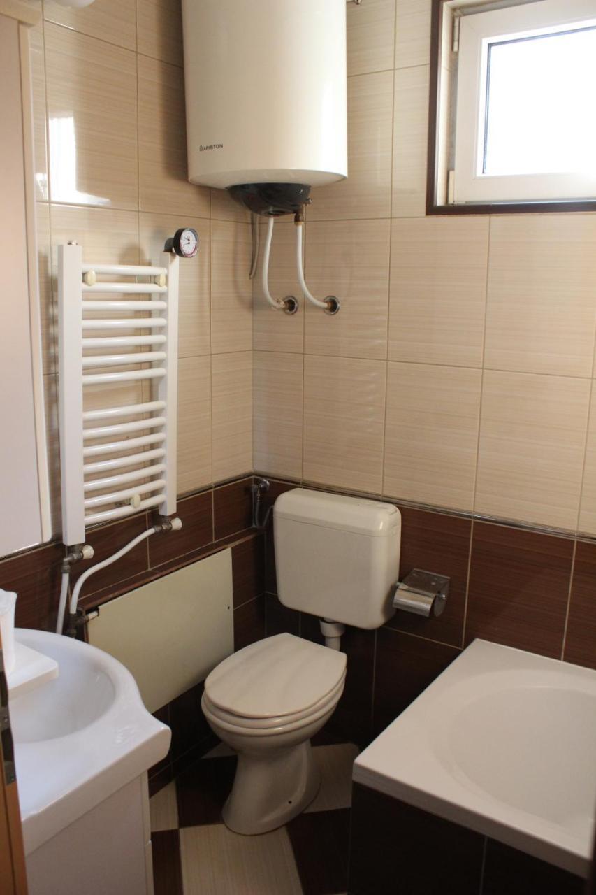 Hana Apartments Prishtina Pristina Exteriör bild