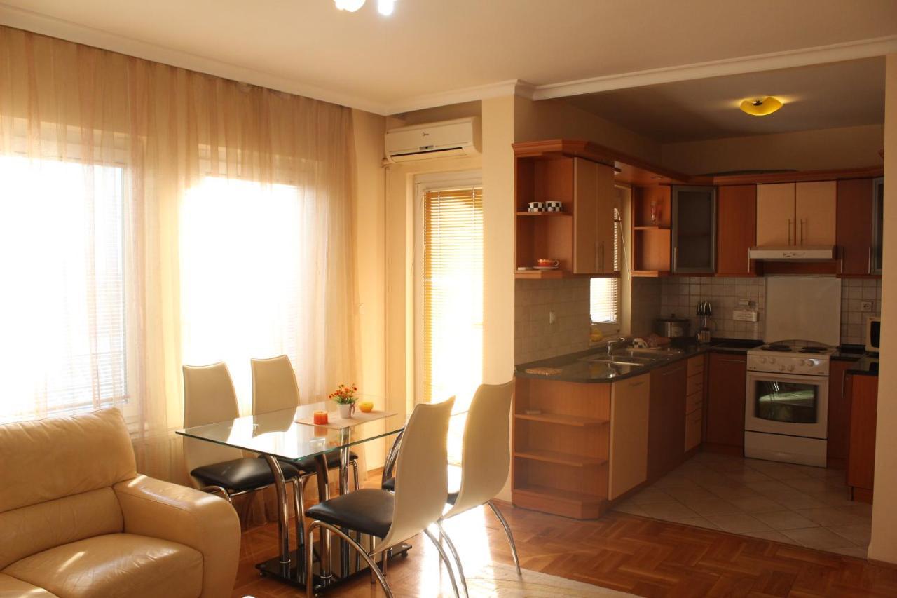 Hana Apartments Prishtina Pristina Exteriör bild